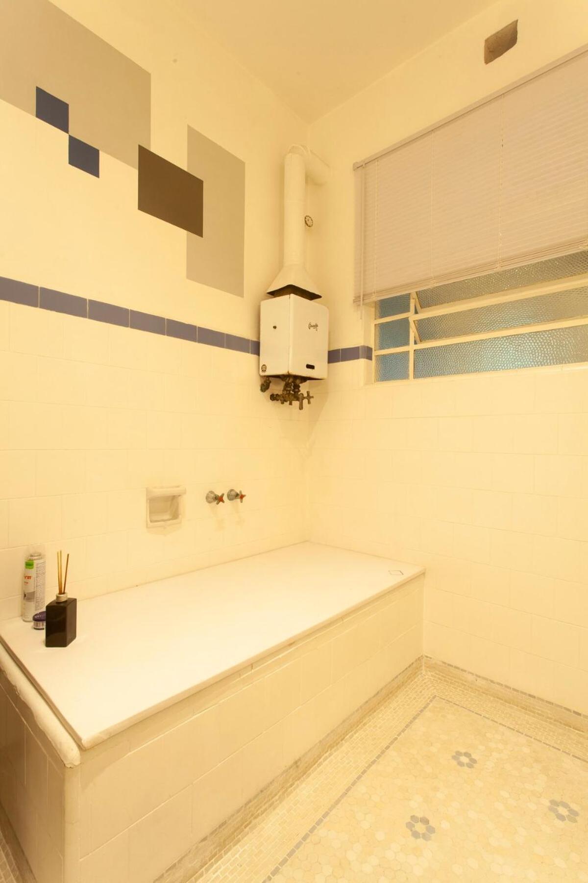 2 Dorm Em Um Predio Charmoso Da Decada De 1950 Apartamento São Paulo